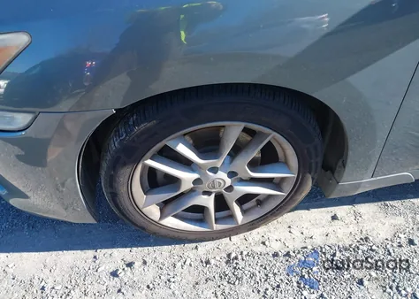 2010 Nissan Maxima 3.5 Sv from USA, damaged, VIN 1N4AA5AP2AC855217